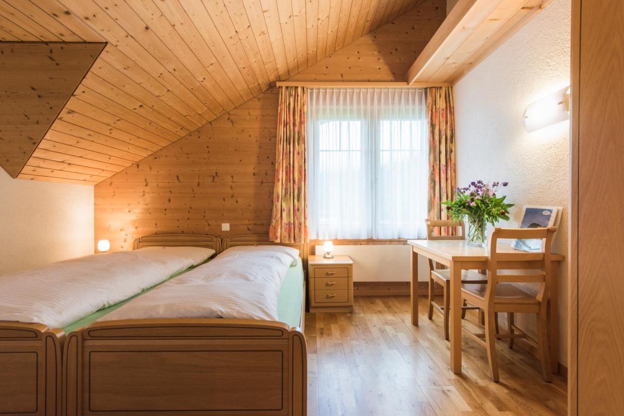 Hotel Alpenrose Beim Ballenberg Hofstetten bei Brienz ภายนอก รูปภาพ